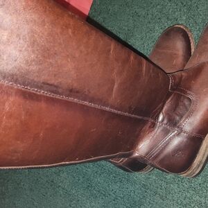 Frye Brown Leather Heeled Boots with Timeless Appeal